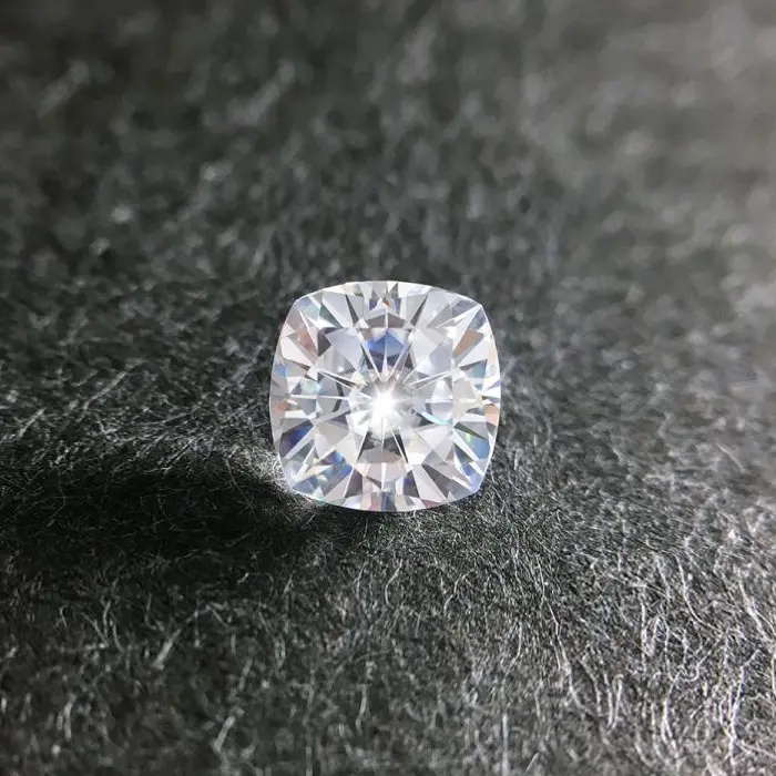 कभी नहीं बदल तकिया दिल और तीर कट ढीला प्रोवेंस से हमेशा के लिए moissanite पत्थर रत्न