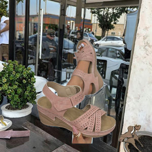 Nouvelles sandales légères et durables pour femmes à talon compensé, à semelle épaisse, ajourées, en caoutchouc, à enfiler, à bout ouvert - Product Image 2