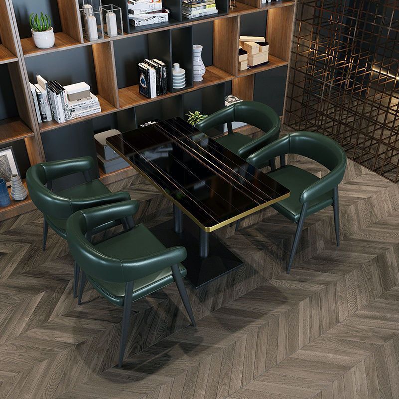 Verde oscuro 1 mesa 4 sillas