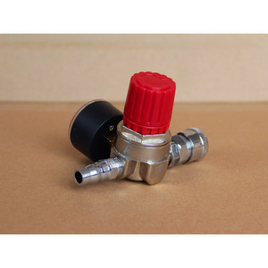 ตัวควบคุมแรงดันลม CKD แบบสามรู พร้อมเกจวัดและข้อต่อสำหรับเครื่องอัดอากาศ - Product Image 3
