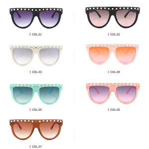 17032 Superhot Luxury 2019 Lunettes de soleil tendance pour femmes, monture plate noire, design de créateur, lunettes de soleil avec strass - Product Image 6