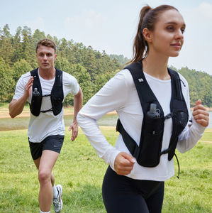 UTOBEST Lichtgewicht Reflecterende Trailrunning Unisex Hydratatievest Verstelbare Riemen Waterdicht 7 Zakken Pro Duikstof Wandelvest - Product Image 4