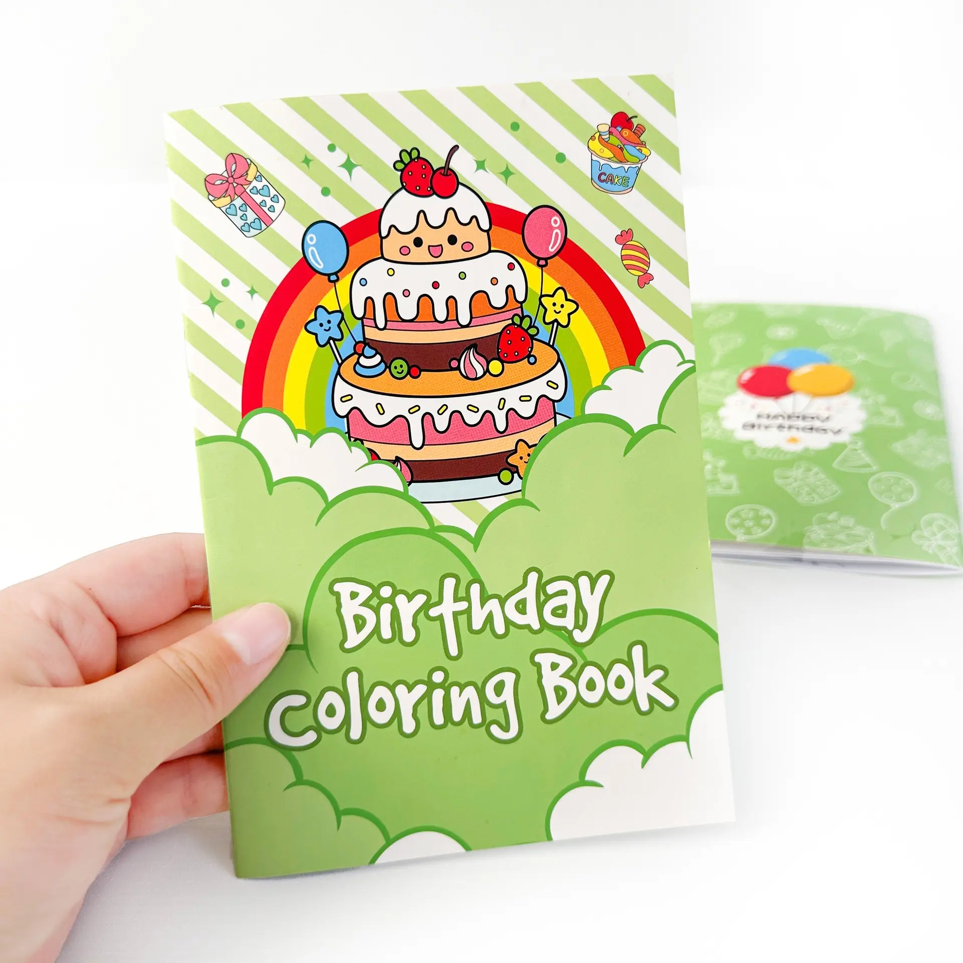 हॉट सेल किंडरगार्टन दीक्षा मज़ेदार कार्टून प्यारी जन्मदिन की पार्टी बच्चों के लिए भित्तिचित्र पेंटिंग रंग भरने वाली किताब बच्चों के लिए