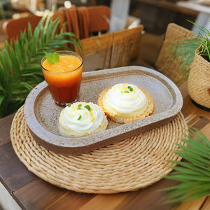 <span class=keywords><strong>Plateau</strong></span> en pierre <span class=keywords><strong>de</strong></span> <span class=keywords><strong>lave</strong></span> naturelle style Ins - Assiette à dessert/Dim Sum, Vaisselle en pierre haut <span class=keywords><strong>de</strong></span> gamme pour usage commercial et domestique - Product Image 1