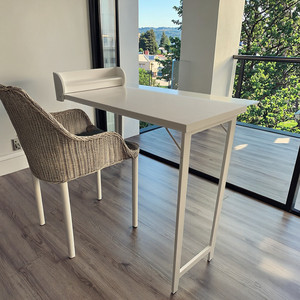 Bureau pliable mural moderne, design flottant avec pieds de soutien <span class=keywords><strong>pour</strong></span> salle à manger, cuisine ou buanderie, petite <span class=keywords><strong>table</strong></span> de bureau - Product Image 6