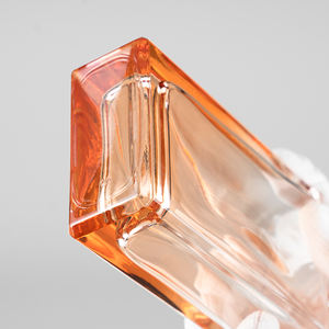 Producción en Masa de Botellas de Perfume Rectangulares de Vidrio Vacías en Color Personalizado para Venta al Por Mayor con Solución Completa de Empaque - Product Image 2