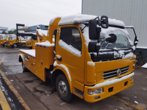 DongFeng DFAC 4x2 Camión Grúa de Remolque Integrado de 5 Toneladas con Pluma Hidráulica y Elevador de Ruedas para Recuperación en Carretera - Product Image 5