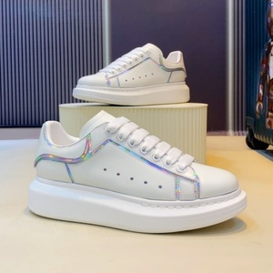 Chaussures de skate originales de marque Designer, blanches, en cuir véritable, à lacets plats, pour femmes et hommes, antidérapantes, à semelle épaisse - Product Image 3