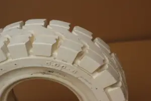 KOBURA Marke hochwertige Gabelstapler-Reifen 15 × 4,5-8 4,00-8 5,00-8 6,00-9 kleine Massivgummi-Reifen für Bobcat