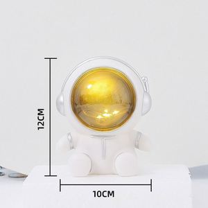Tirelire Astronaute en Vinyle Incassable avec Lampe LED Spaceman et Veilleuse, Fonctionnant sur Piles, Pot d'Économies pour Enfants, Décoration de Crèche en Gros - Product Image 3