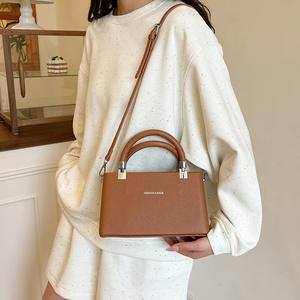 Nuevo bolso de mano de moda para mujer, bolso cruzado de hombro cuadrado pequeño texturizado con estilo para niñas, señoras, fiesta diaria, salida de trabajo - Product Image 6