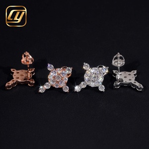 Boucles d'oreilles clous en moissanite en forme de croix ronde, plaqué or 18 carats, sertissage à griffes, bijoux de luxe pour femme, à porter au quotidien - Product Image 5