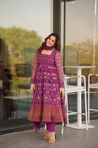 ชุดเดรสอินเดียแบบดั้งเดิมคุณภาพสูง - Product Image 3