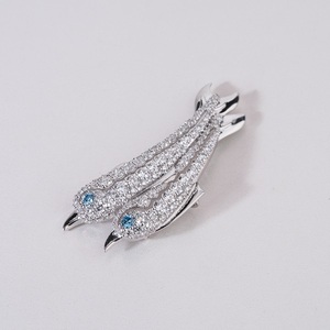 Premium Lab Grown Diamond Brooch and <b>Pendant</b> in 14K <b>Solid</b> <b>Gold</b> for Women Elegant Convertible Jewelry with Brilliant Shine - Product Image 4