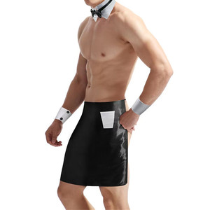 Costume d'homme sexy avec tablier en simili cuir noir pour une tenue séduisante - Product Image 3