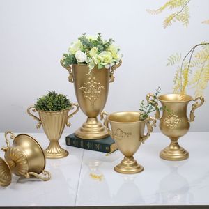 Jarrón de metal dorado retro europeo, maceta para flores, decoración para mesa central de bodas y fiestas - Product Image 5