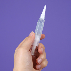 ปากกาบำรุงเหงือกผสมหญ้าฝรั่นสูตรเฉพาะ ขนาด 4 มล. หัวแปรงพกพา บรรเทาอาการเสียวฟัน ลดการอักเสบ ใช้ได้ 10 วัน สำหรับการดูแลช่องปาก - Product Image 2