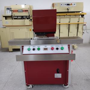 <span class=keywords><strong>Machine</strong></span> à poinçonner les ceintures en cuir hydraulique, <span class=keywords><strong>machine</strong></span> <span class=keywords><strong>de</strong></span> fabrication <span class=keywords><strong>de</strong></span> chaussures, <span class=keywords><strong>machine</strong></span> à poinçonner automatique les ceintures - Product Image 3