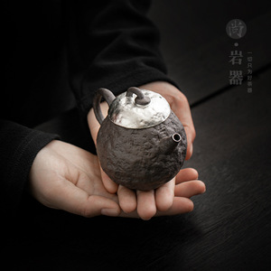 Théière en poterie rustique rétro en argile noire avec couvercle, style zen, faite à la main, pour la préparation du thé, usage domestique - Product Image 3