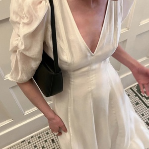 Robe maxi d'été personnalisée pour femmes, robe en lin à col en V et manches bouffantes pour femmes - Product Image 4