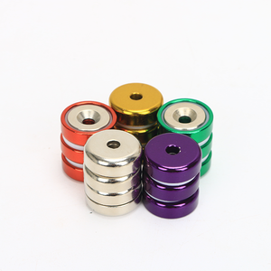 Imán de Neodimio Industrial Permanente de Alta Resistencia Maxwell, Grado N35, Recubierto de Níquel con Orificio Recto - Product Image 1