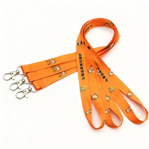 Rollo de Cinta de Poliéster para <span class=keywords><strong>Lanyard</strong></span> al por Mayor de Alta Calidad con Cierre de Seguridad Desprendible y Clip Metálico Diseño Gratis con Logo - Product Image 5