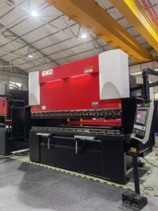 2022 Schwerlast-Abkantpresse Blechbiegemaschine für Metall Stahl Hybrid CNC-Abkantpresse - Product Image 2