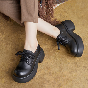 Chaussures basses pour femme en cuir véritable, style britannique, à bout rond, à lacets, légères, à plateforme et à talon compensé, pour l'automne - Product Image 2