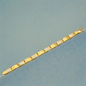 22K Gold <b>Mens</b> Bracelet with Dual Tone Pattern Premium Finish Elegant Designer Jewelry for Daily and Festive Wear - Product Image 3
