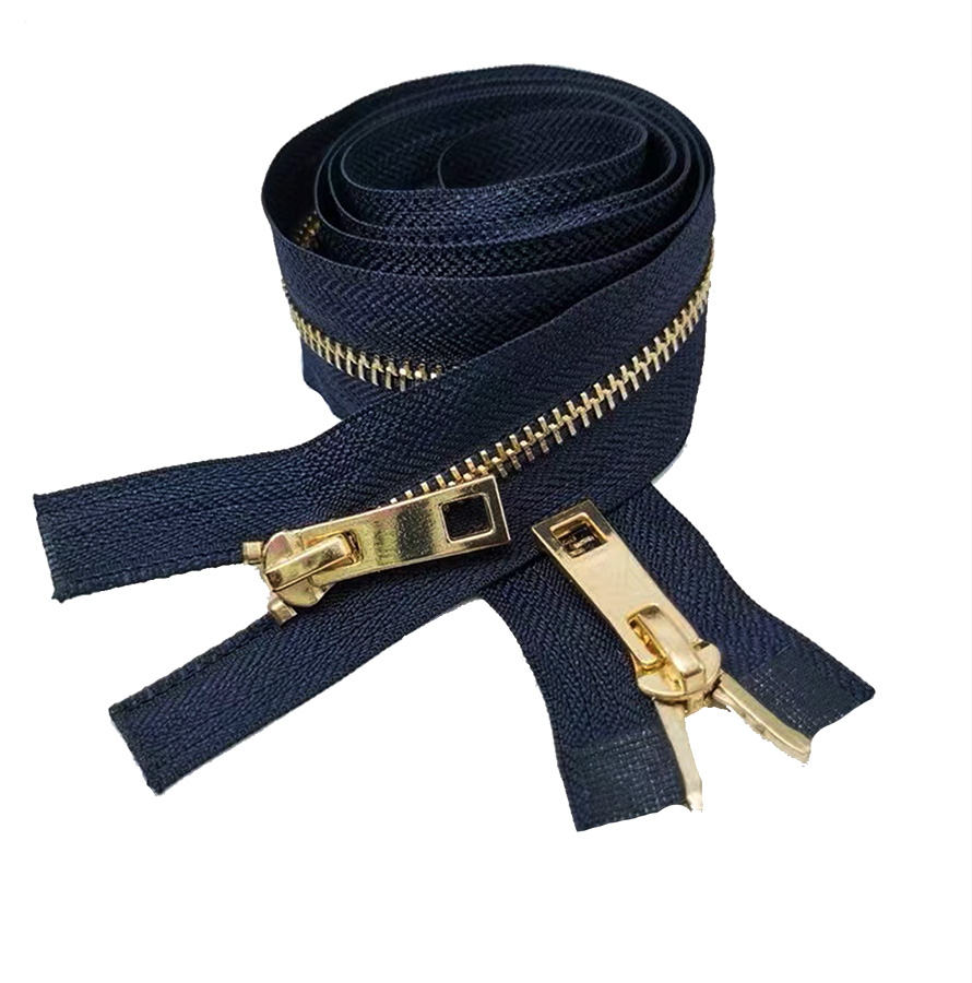 Bleu foncé