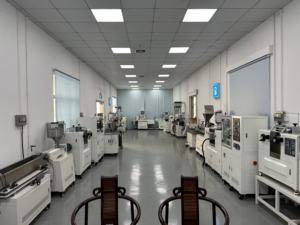 Reómetro de Torque de Laboratorio de Alta Precisión con 1 Año de Garantía para el Estudio de la Estabilidad Térmica, Estabilidad a la Compresión y Características de Flujo de Termoplásticos - Product Image 6