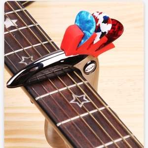 Capo de guitare Wuxie Toucan en métal poli 80 mm 112 cm Accessoire pour guitare acoustique - Product Image 2