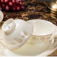 Service de vaisselle en céramique de luxe léger, compatible micro-ondes, modèle Lac des cygnes, style Jingdezhen, inspiration européenne, combinaison bol et assiette