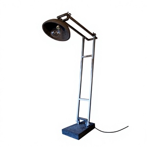 Lampadaire LED industriel en métal, col de cygne réglable, base E27, design moderne - Style Steampunk, pour atelier et salon - Product Image 1