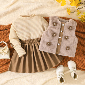 Conjunto de Ropa de <span class=keywords><strong>Invierno</strong></span> para Niñas, Chaleco de Felpa con Decoración Floral, Top de Color Sólido, Falda Plisada - Product Image 3