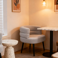 Hochdichter Schaumstoff-Sitz Lounge-Sessel Langlebige Schwarze Beine Akzent-Samt-Esszimmerstühle für Apartment-Empfangsräume