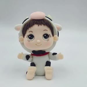 Adorabili statuette da ragazzo di argilla morbida-mucche dinosauri serie di animali figure di stinco <span class=keywords><strong>per</strong></span> decorazione di <span class=keywords><strong>torte</strong></span> fai da te artigianato e decorazione di auto - Product Image 2