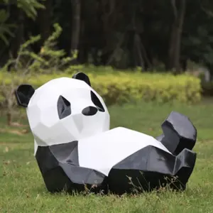Décoration animale de simulation personnalisée en usine Statue d'ours géant Sculpture de panda en fibre de verre de jardin à vendre