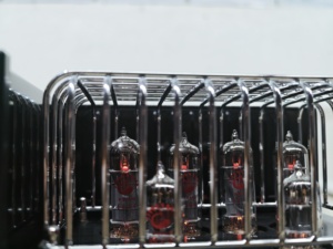Amplificateur à tubes HiFi MINI 7 12W*2 Stéréo <span class=keywords><strong>EL84</strong></span> 12AX7 Classe A Ultra Linéaire 5.0 AUX Amplificateur de puissance audio 4Ohm 8Ohm pour la maison et le bureau - Product Image 5