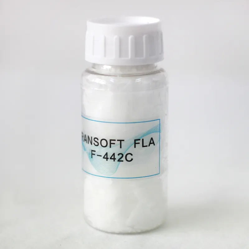 442Cは、テキスタイル用の白色から薄黄色のフレーク固体脂肪酸エステル化合物柔軟剤フレークです。