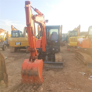 Meilleure vente DH60-7 d'excavatrice sur chenilles à moteur Doosan d'occasion poids en ordre de marche de 5 à 6 tonnes Mini pelle amphibie moteur de pompe à noyau - Product Image 1