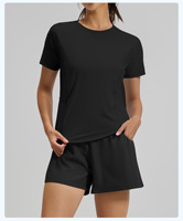 Prix usine chinois été léger et respirant femmes Gym nouveau dos ample maille à manches courtes Shorts Yoga costume