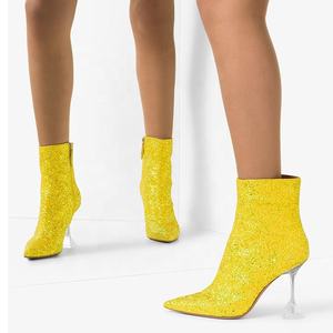 Splendidi stivali <span class=keywords><strong>gialli</strong></span> con cerniera e tazza di vino con tacco alto a metà polpaccio da <span class=keywords><strong>donna</strong></span> - Product Image 2