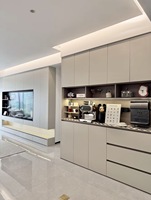 Buffet moderne, armoire de rangement en bois sur mesure avec éclairage LED et porte vitrée pour salle à manger