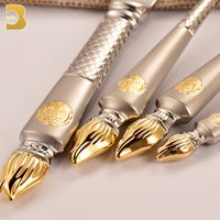 Ensemble de couverts d'hôtel en acier inoxydable plaqué or 24 carats de luxe 24 pièces avec boîte-cadeau en cuir PU
