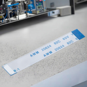 Tần số cao siêu mỏng linh hoạt cáp phẳng 0.5mm ngón tay Vàng <span class=keywords><strong>ffc</strong></span> cáp 4mm tăng cường tấm đóng hộp mềm dây dẫn đồng - Product Image 1