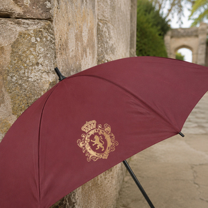 Parapluie droit classique bordeaux avec motif lion et armoiries dorées, ouverture semi-automatique, auvent en pongee, idéal comme cadeau d'entreprise annuel - Product Image 1