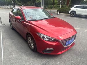 <span class=keywords><strong>Mazda</strong></span> <span class=keywords><strong>3</strong></span> Axela modèle <span class=keywords><strong>2014</strong></span> berline 1.5 <span class=keywords><strong>SKYACTIV</strong></span>-G essence I-stop Light Comfort Edition manuelle - Product Image 3