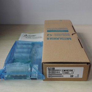 Unité de base principale PLC 3 emplacements Q33B Q35B Q38B Q312B Q332B Module de châssis de rack de contrôle d'automatisation industrielle - Product Image 1