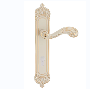 Manilla de puerta principal con muesca de seguridad de madera, diseño de lujo con acabado en color blanco y dorado - Product Image 1